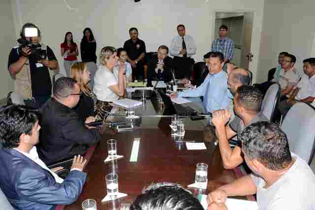 Com intervenção do TRT, sindicato e SIM avançam em negociação para o fim da greve