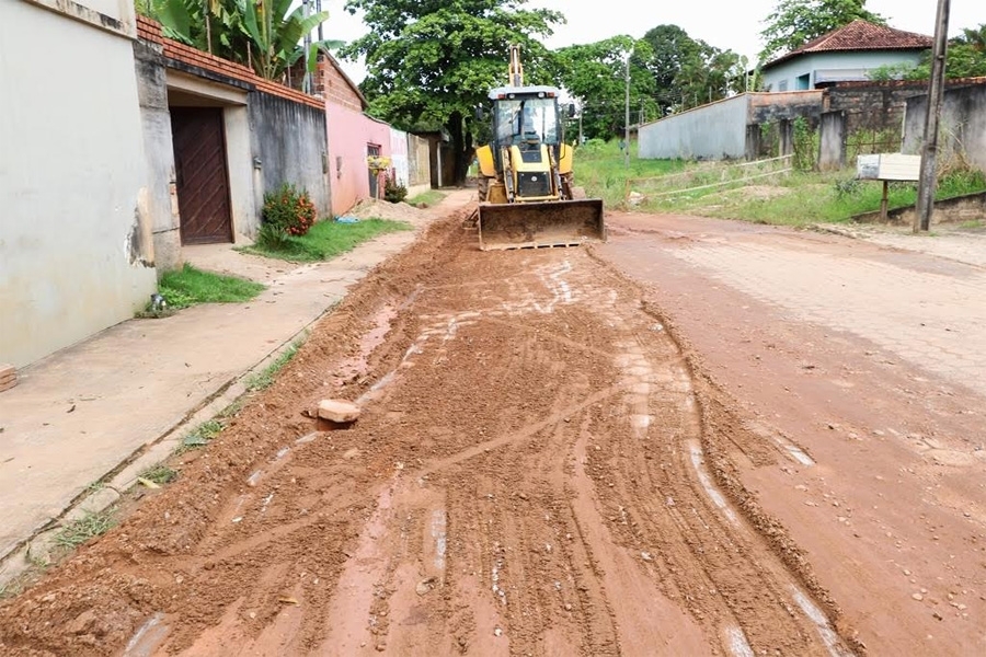 Prefeitura de Ji-Paraná inicia recuperação da Rua Tenente Brasil 