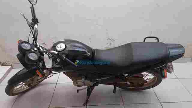 Dois suspeitos de furto são detidos com moto roubada e adulterada na Zona Leste