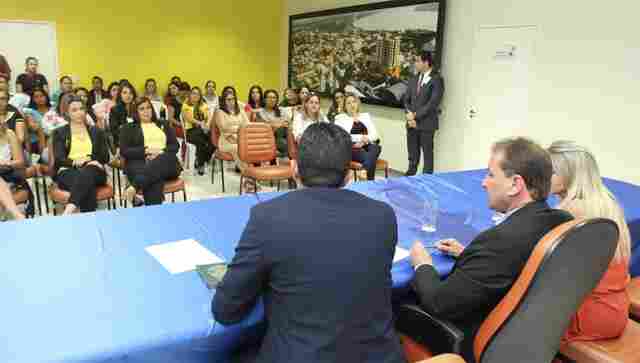 Novos vice-diretores de escolas municipais são empossados em Porto Velho