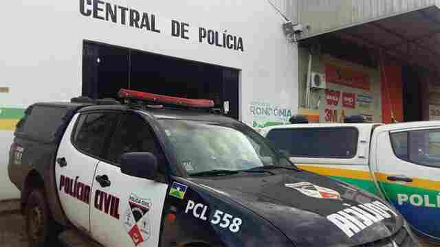 Ladrão invade residência na Zona Sul da capital e ameaça família com faca