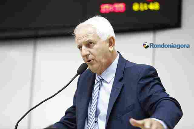 Airton Gurgacz requer Voto de Louvor a cidadãos de Ji-Paraná
