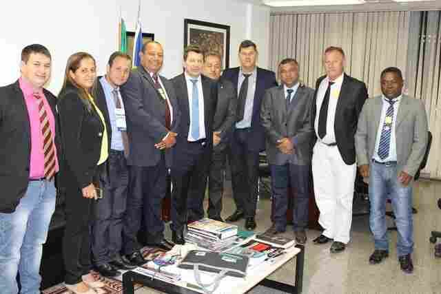 Vereadores de Cacaulândia pedem ajuda a Cassol para viabilizar obras no município