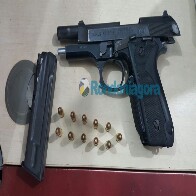 Polícia aprende dois adolescentes com pistola e munições em Porto Velho