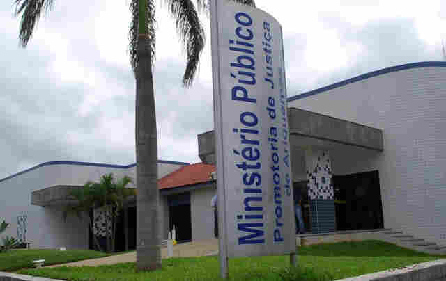 Servidora pública de Monte Negro condenada por ato de improbidade administrativa