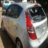 Semtran condena clandestinidade e vai manter fiscalização contra o Uber; populares opinam