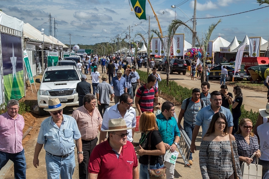 Maior feira do agronegócio de Rondônia surpreende e já atrai milhares no primeiro dia