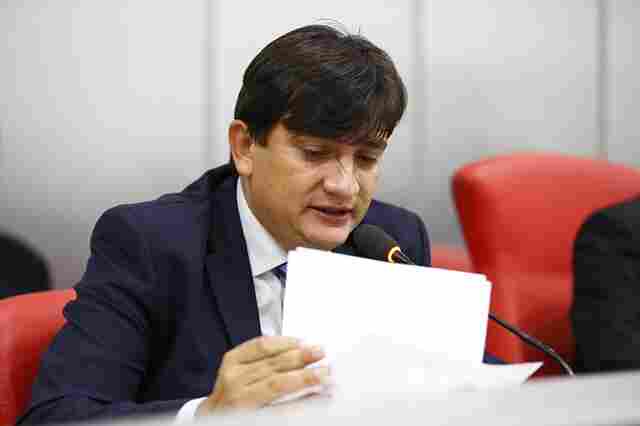 Cleiton Roque pede recuperação da RO 387 em Espigão