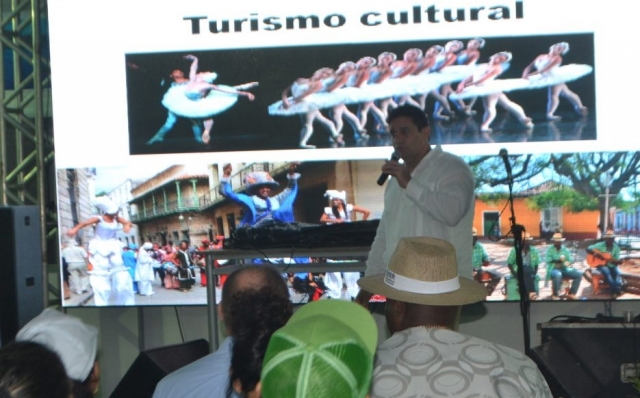 Cônsul de Cuba aponta potencialidades do país na Rondônia Rural Show