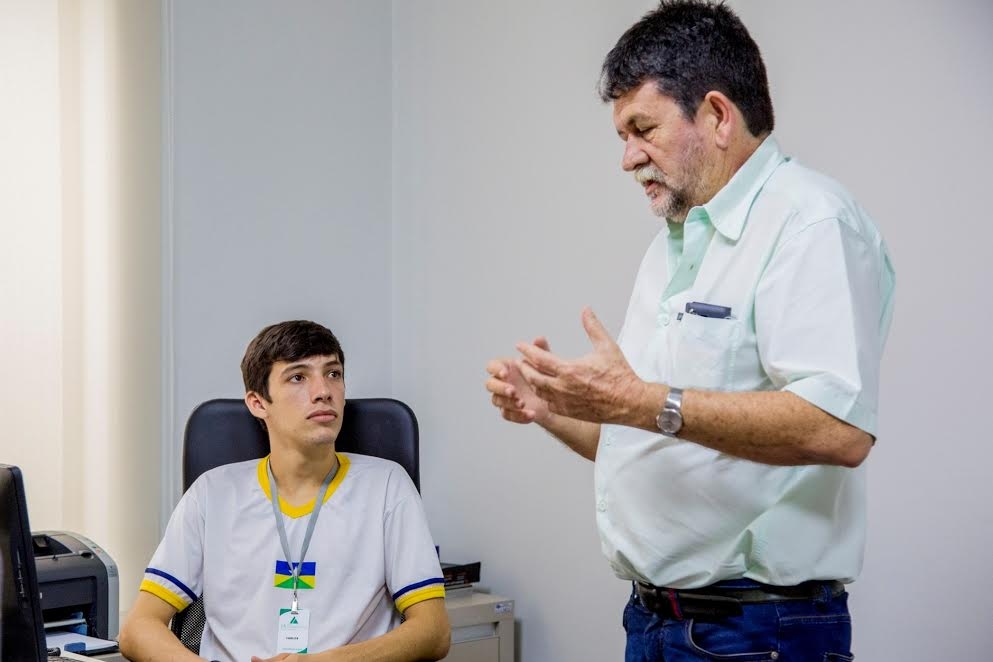 Cacoal: programa empresário sombra entusiasma jovem