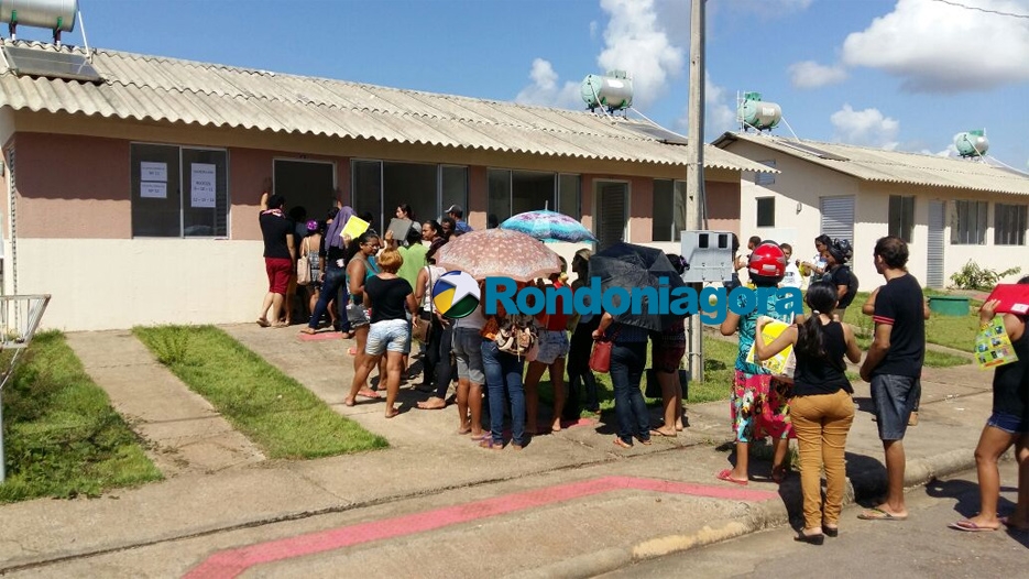 Moradores recebem chave de imóveis no Orgulho do Madeira, em Porto Velho