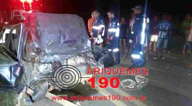 Motorista de Del Rey colide de frente com carreta e morre preso às ferragens na BR-364