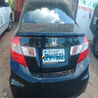 Homem é preso após tentar fugir da polícia com veículo roubado e placa clonada