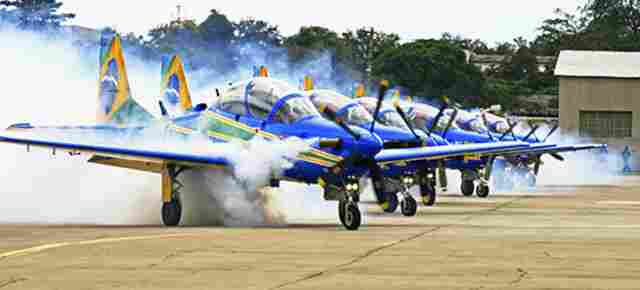 Esquadrilha da Fumaça se apresenta sábado em Porto Velho; Fotos