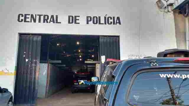 Jovem tenta furtar motocicleta estacionada em frente ao Tribunal de Contas em Porto Velho