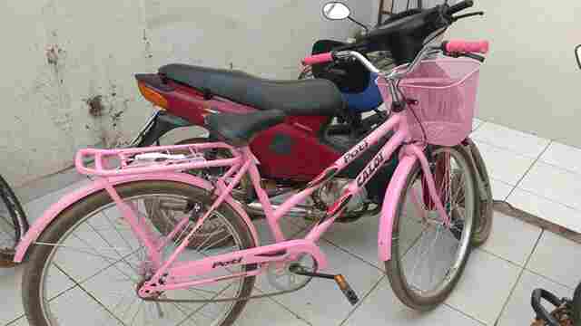 Dupla furta motocicleta e um dos suspeitos é preso na Zona Leste de Porto Velho