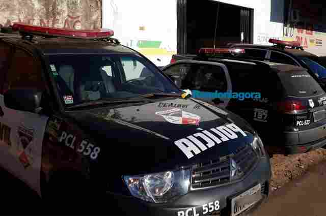 Homem é preso por jogar pedras na casa da ex-esposa, tenta matar várias pessoas e roubar bicicleta