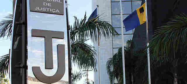 Mãe concordava com estupro de filha pelo padrasto e os dois são condenados a prisão