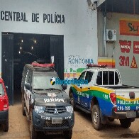 Quarteto é flagrado com drogas e arma na Zona Leste de Porto Velho