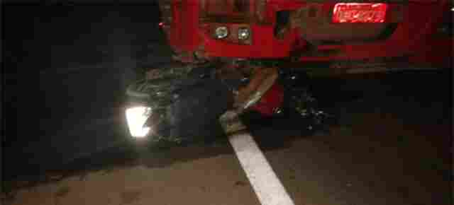 Carreta esmaga motociclista na BR-364