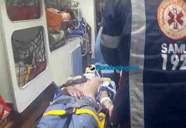 Comerciante atira na cabeça de cliente após discussão por dívida