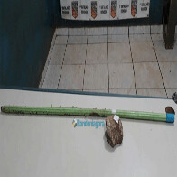 Idoso é agredido com pedradas após se negar a comprar combustível de desconhecido