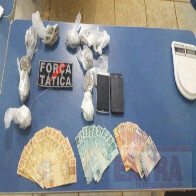 Força Tática apreende maconha e fecha boca de fumo