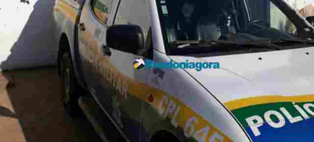 Após se negar a cuidar do filho, homem espanca mulher que desligou seu videogame