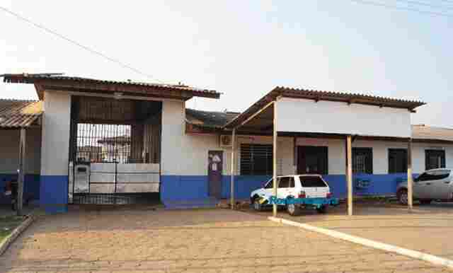 Mulher é presa tentando entrar com óxi, cocaína e maconha no presídio Ênio Pinheiro