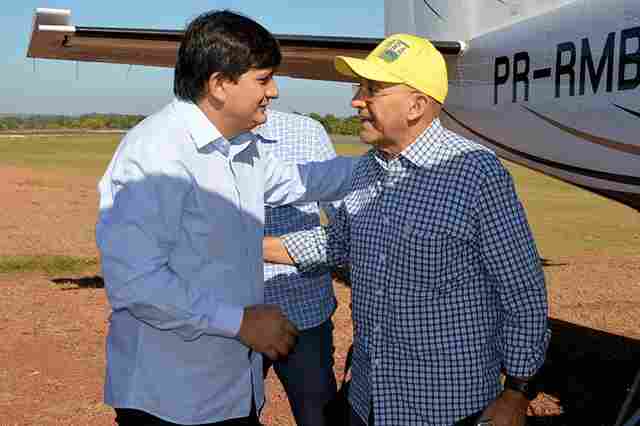 Cleiton Roque agradece governador por contratação de transporte escolar para atender Candeias do Jamari