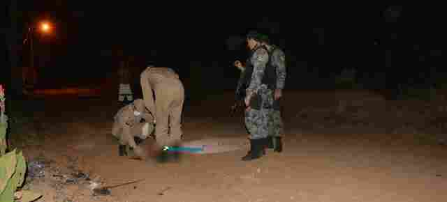 Homem é morto após tentar matar policiais com facão