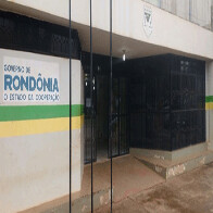 Apenados são flagrados vendendo droga dentro do presídio Urso Panda