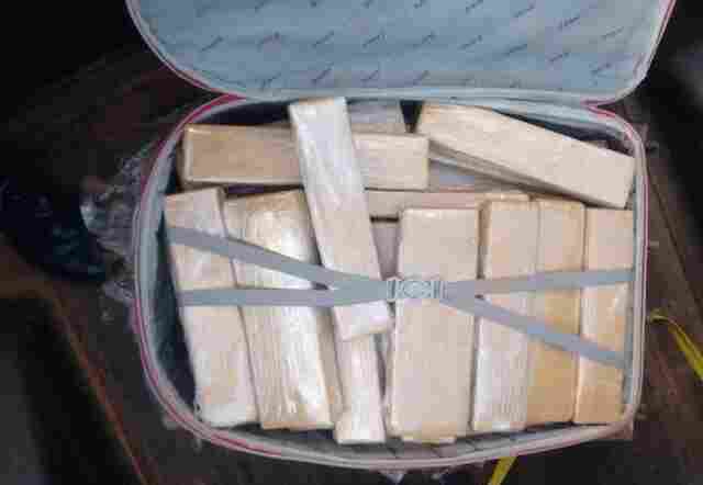 Homem é preso na BR-174 transportando cerca de 50 quilos de maconha para Porto Velho