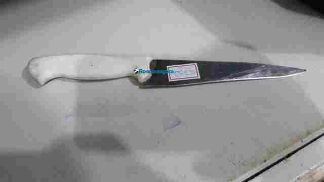 Homem é preso por ameaçar matar esposa a facadas durante discussão