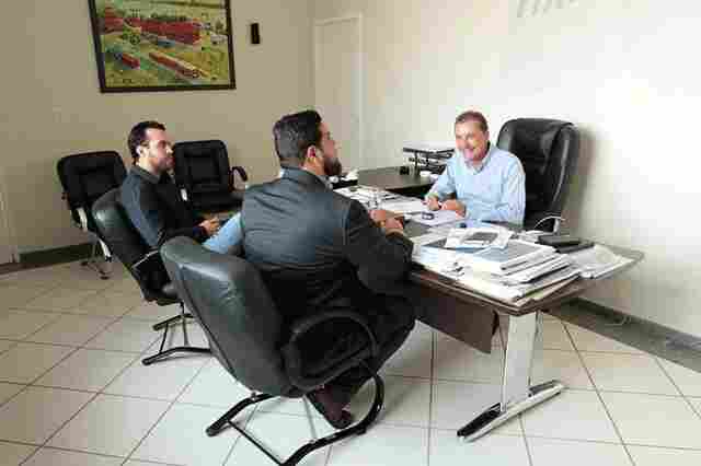 Vereador Márcio Oliveira e deputado Jean cobram da prefeitura melhoria na Saúde em União Bandeirante