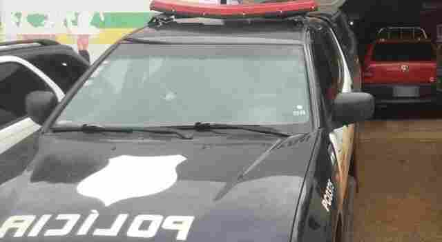 Vítima reage a assalto e bandidos fogem sem levar nada