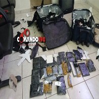 Baiana cai com 5 quilos de cocaína em Ji-Paraná