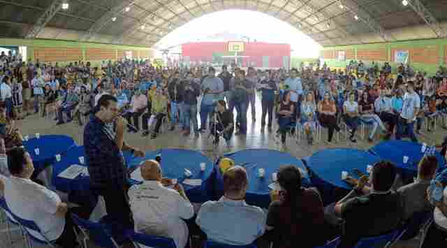 Ezequiel Junior e governador entregam quase R$ 3 milhões em emendas para quatro municípios