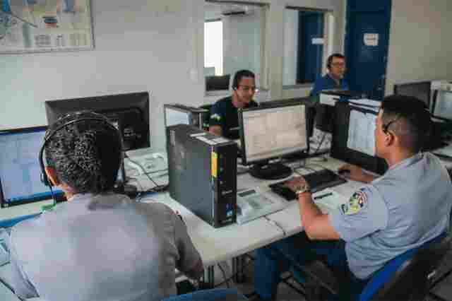 Centro da PM explica para onde a população deve ligar em caso de emergência de saúde ou de segurança