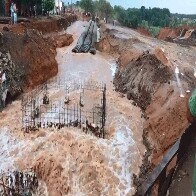 Temporal atinge Vilhena, destrói parte de obra, derruba árvores e telhados; uma criança ficou ferida