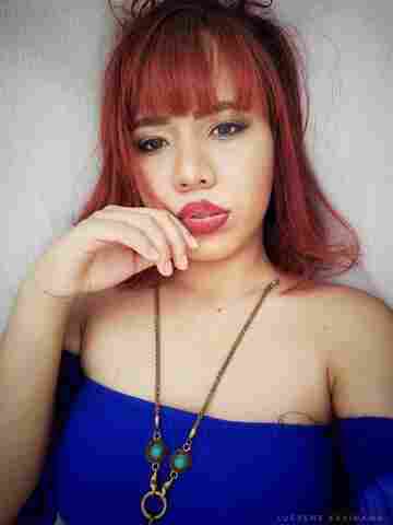 Família procura por adolescente que desapareceu após sair de casa durante a noite