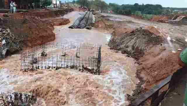 Temporal atinge Vilhena, destrói parte de obra, derruba árvores e telhados; uma criança ficou ferida