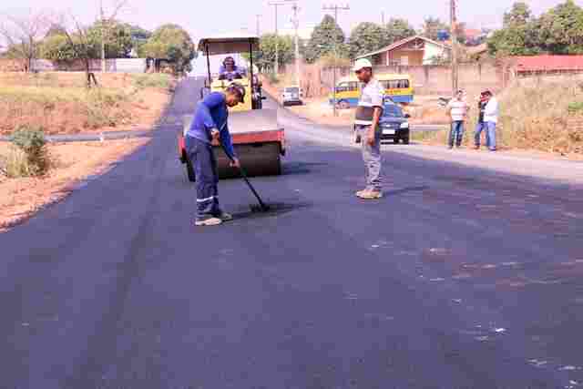 Prefeitura de Ji-Paraná atinge marca de 100 km de ruas pavimentadas