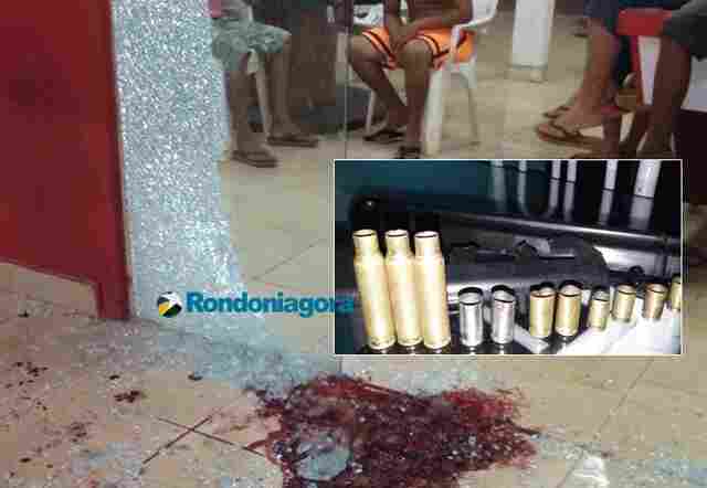 Criminosos usam fuzil e pistola e atacam dupla em distribuidora da Capital