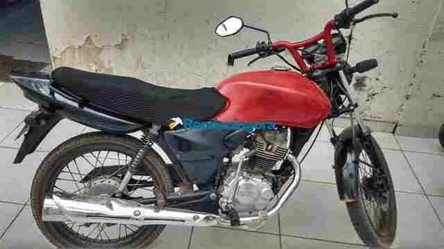 Jovem é preso com motocicleta adulterada na Zona Sul da capital