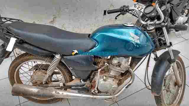 Com motocicleta roubada, adolescente iria vender celular em lava jato da Zona Sul