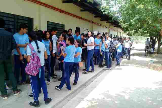 Estudantes mostram costumes e história de países da língua inglesa em feira na Escola Marcelo Cândia