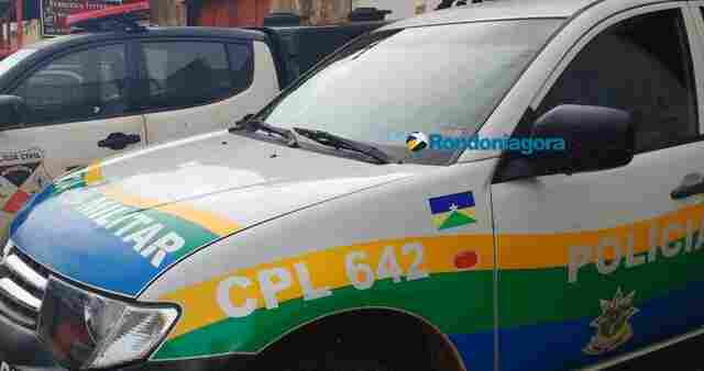 Ao defender irmã das agressões do marido, jovem quase mata cunhado com cabo de enxada