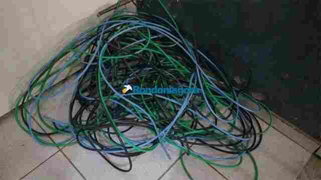 Dupla furta fios elétricos e é detida por segurança de residencial da Zona Leste