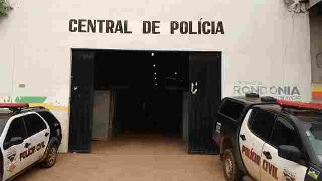 Menor é apreendido com 25 porções de cocaína e mais sete maconha